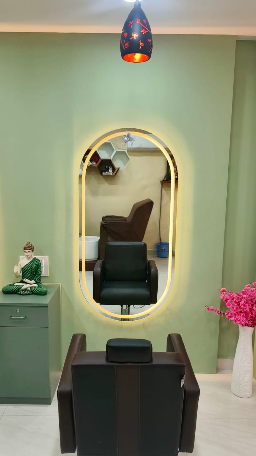 Arched mirror styling station with floral corner